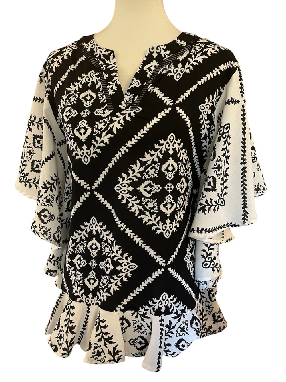 Entro Butterfly Sleeve Top